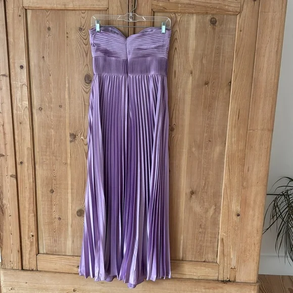 Amur Stef pleated purple gown 6/8 - Picture 4 of 9